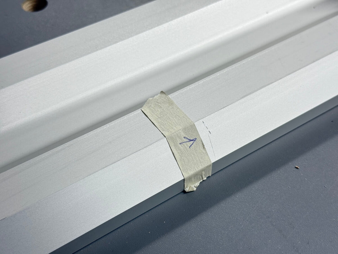 RUWI table extension for mounting rail with light scratches