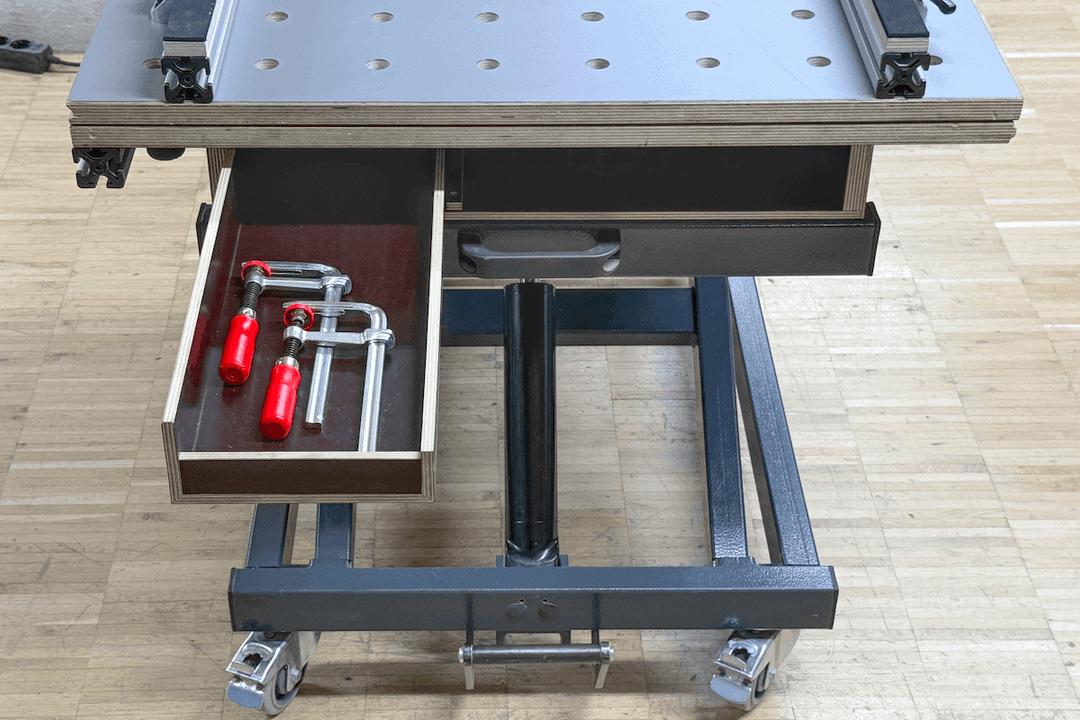 RUWI Premium lift table used with accessories