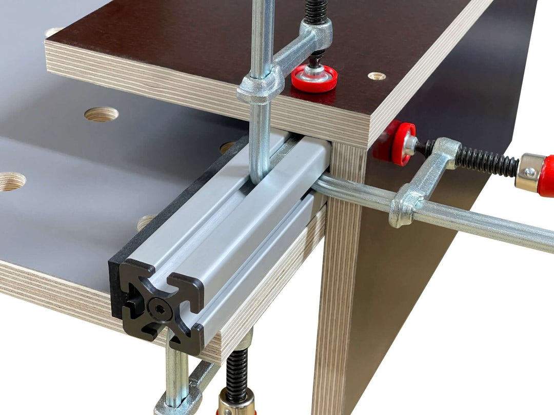 Raíl de soporte encolado con revestimiento antideslizante para mesa elevadora RUWI - RUWI I Werkzeuge für Holzprofis