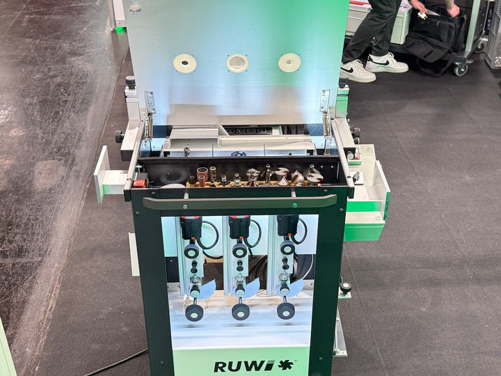 RUWI Frästisch Classic Performance Vorführmaschine Holzhandwerk Messe