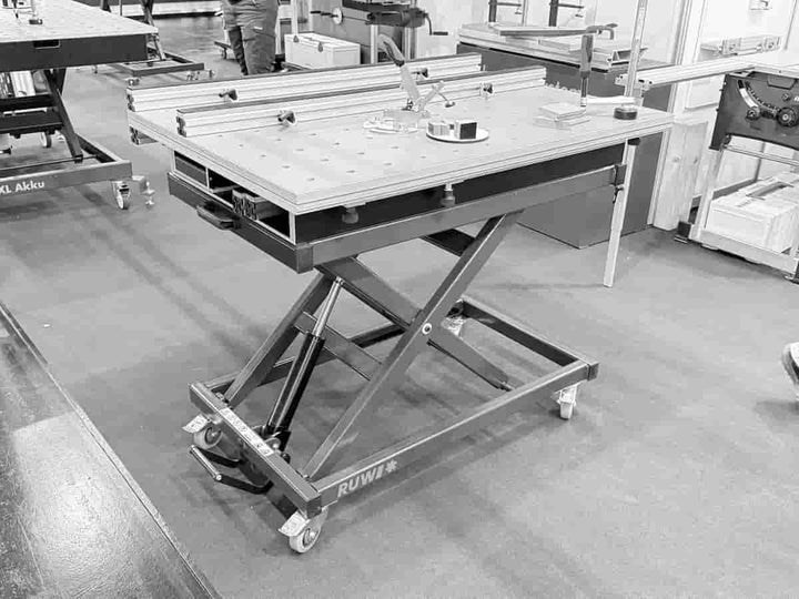 RUWI Hubtisch Premium Spanntechnik Paket Vorführtisch Holzhandwerk Messe