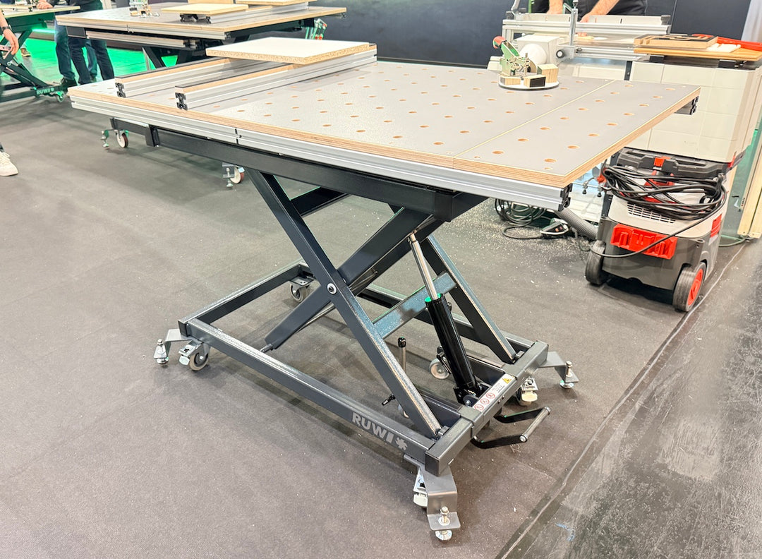 RUWI Hubtisch Classic Vorführtisch Holzhandwerk Messe