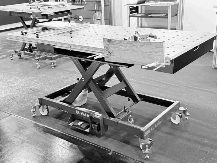 Hubtisch Classic 400 XL Vorführtisch Holzhandwerk Messe