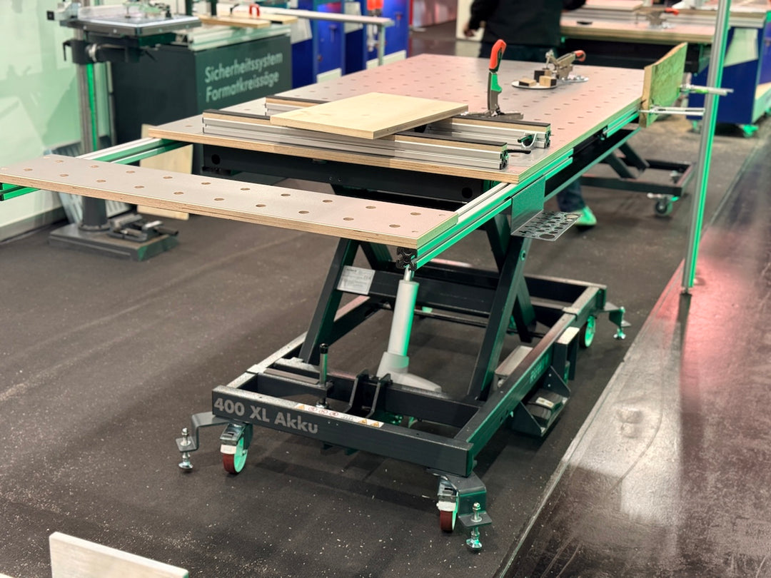 Hubtisch Classic 400 XL Vorführtisch Holzhandwerk Messe