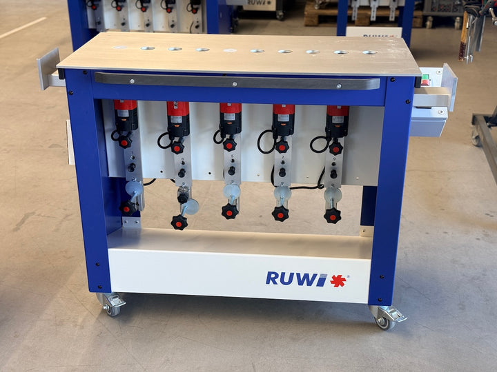 RUWI Frästisch Premium + Zubehör / Kratzer in der Deckelplatte