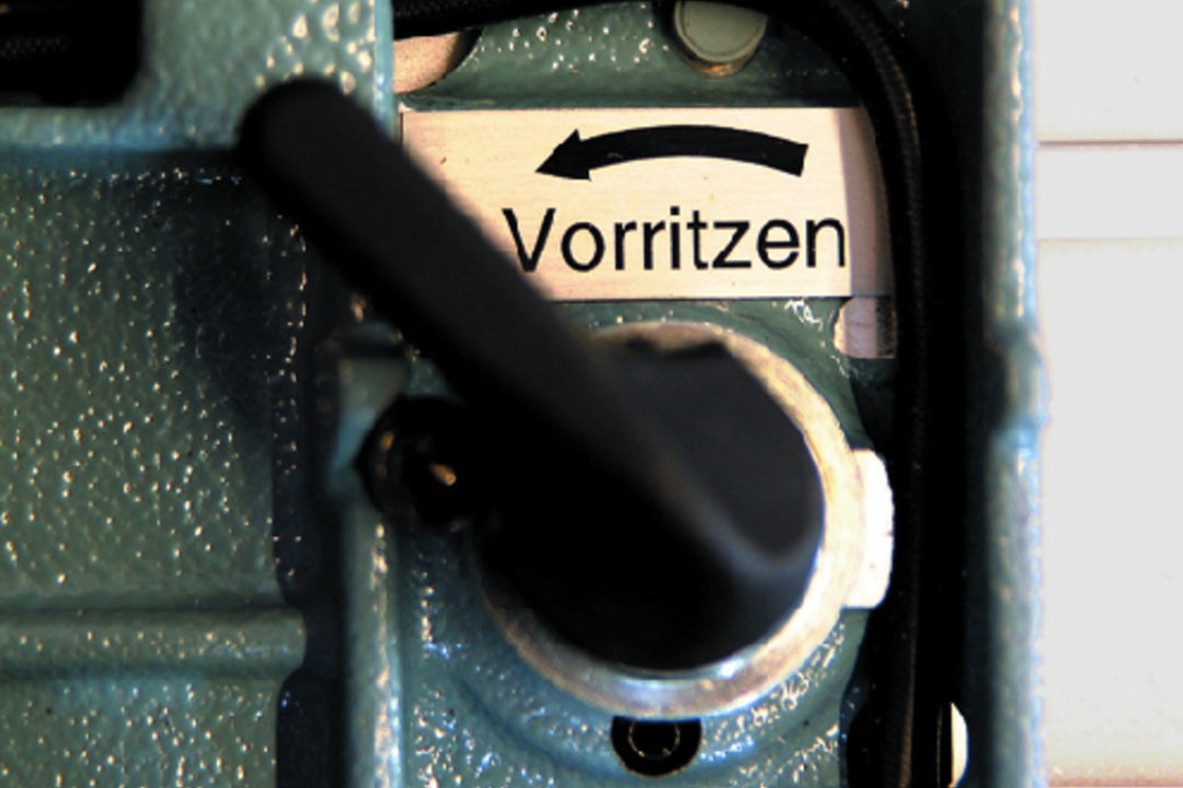 Mafell Plattensäge-System PSS 3100 SE: Für ausrissfreie Schnitte kann die Sägeeinheit auf Vorritzen umgestellt werden