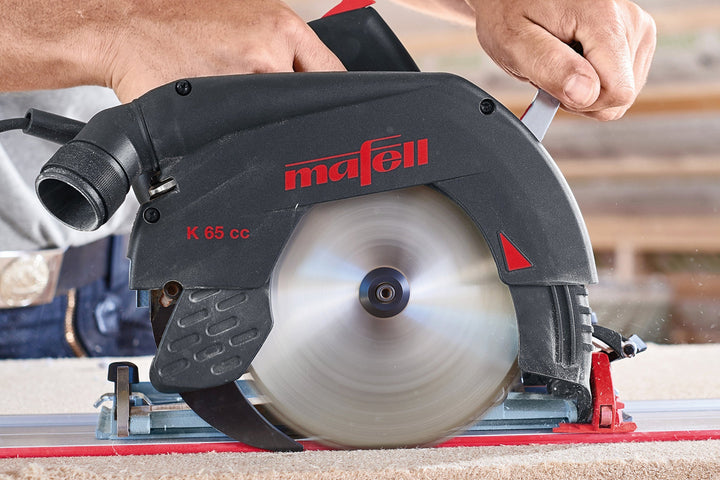 Mafell Handkreissäge K 65 cc: Der FLIPPKEIL ermöglicht – auch ohne Abschrauben des Spaltkeils – einen sicheren, bequemen und einfachen Tauchschnitt