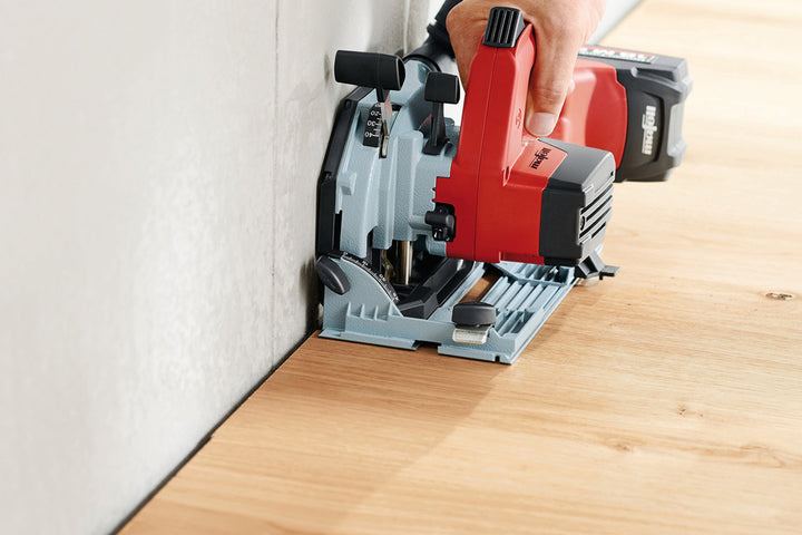 Mafell Akku-Kappschienen-Säge KSS 40 18M bl: Abstandhalter für Dehnfugen-Schnitte ab 13 mm Breite