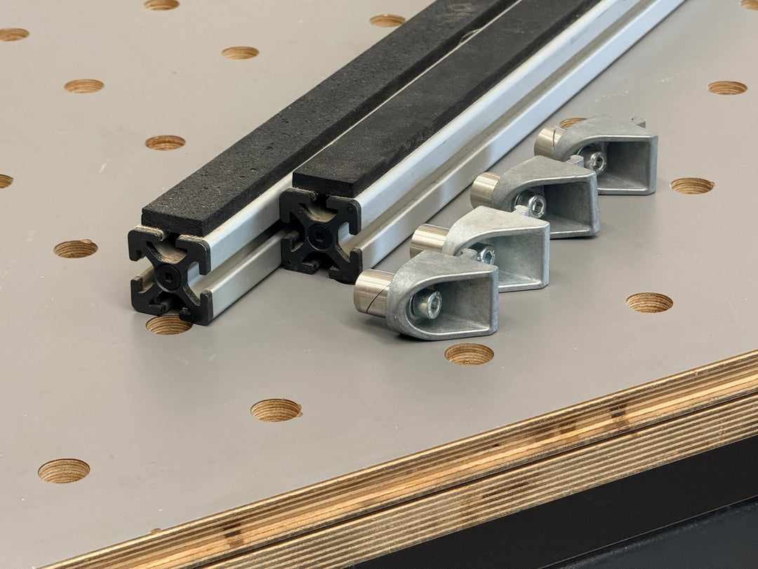 RUWI Hubtisch Premium – Produktionstisch mit starken Gebrauchsspuren