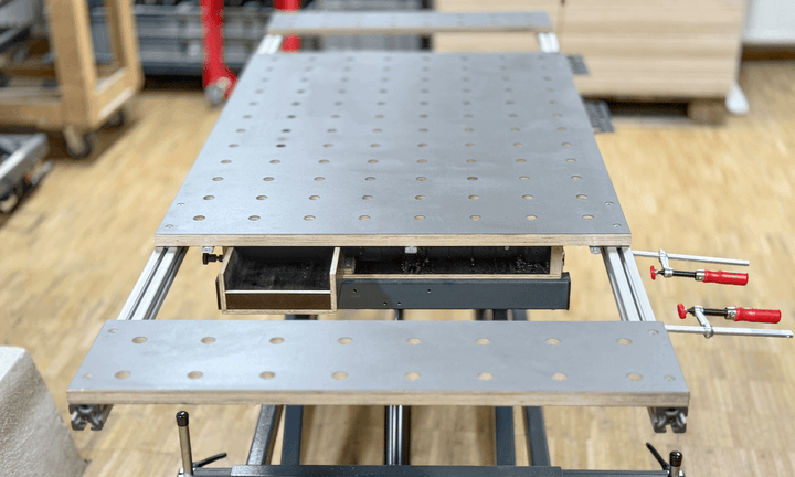 RUWI Classic lift table with accessories used