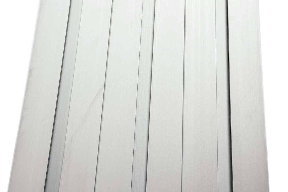 Long table extension for mounting rail with light scratches