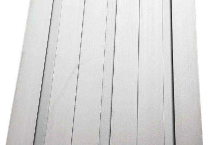 Long table extension for mounting rail with light scratches