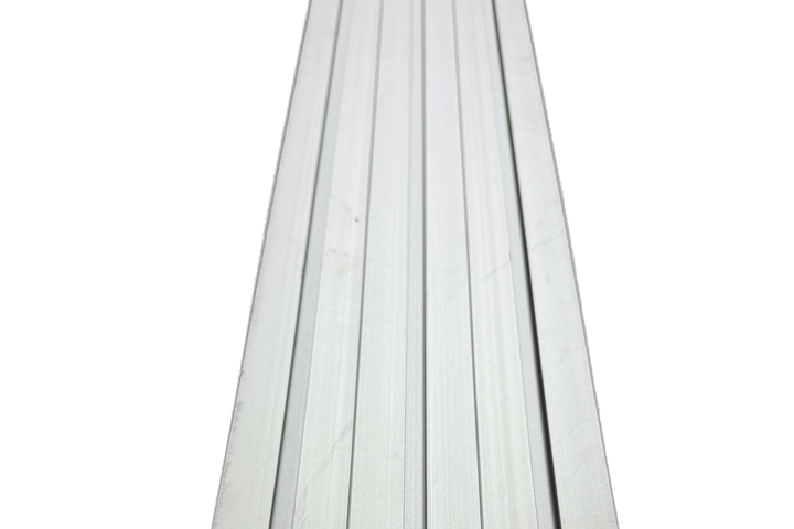 Long table extension for mounting rail with light scratches