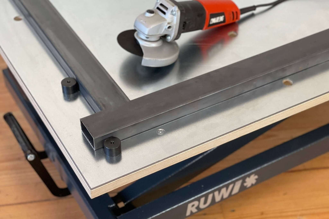Metal support plate for hot-dip galvanized perforated grid table - RUWI I Werkzeuge für Holzprofis