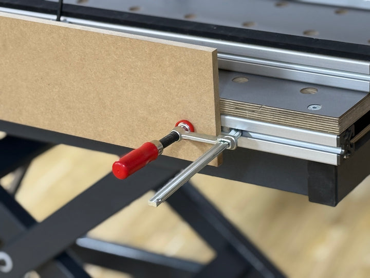 Gebruikte Basic heftafel met accessoires